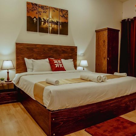 Lucky Transit Hotel - Katunayake Airport エクステリア 写真